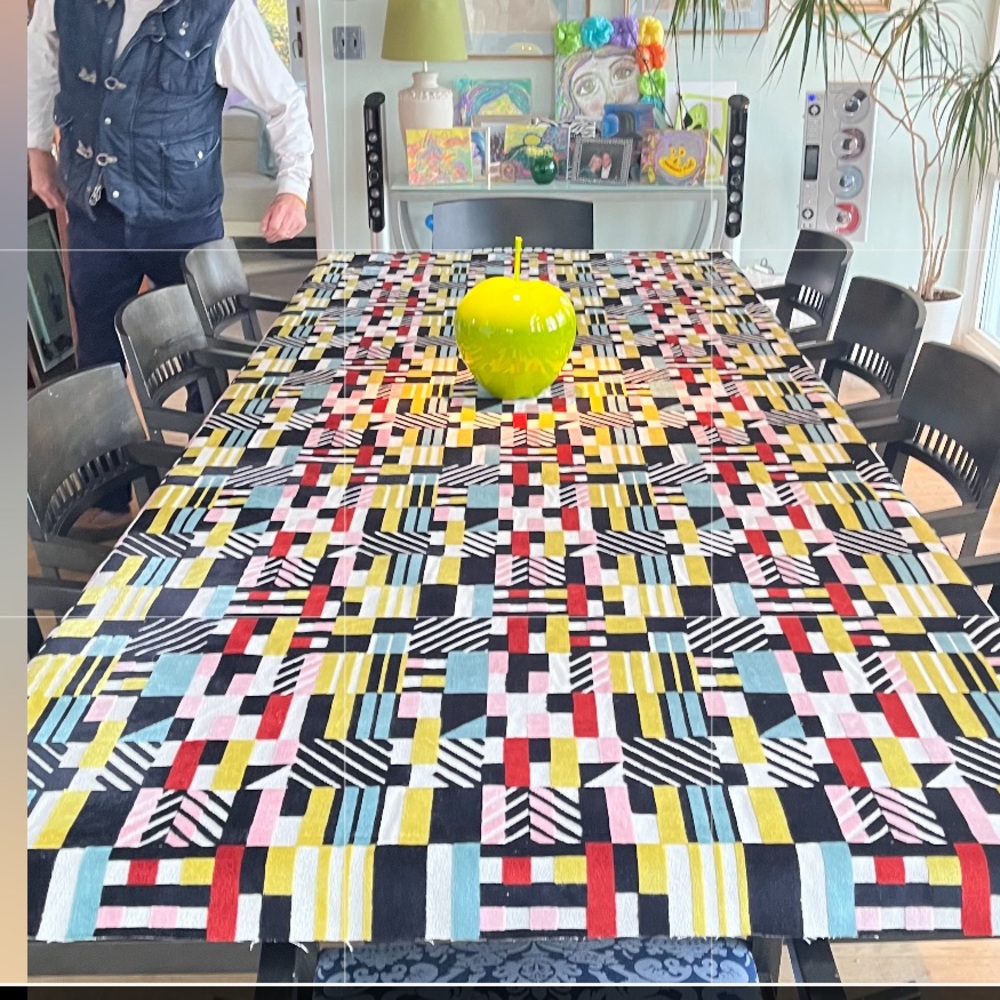 Modern Geometric Patterned Tablecloth - Multicolor - Picture 5 of 5